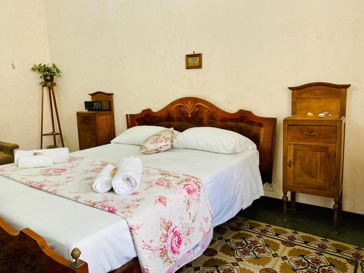 Appartamento Zu Pippo's Hause Aeroporto di Catania Fontana Rossa Esterno foto