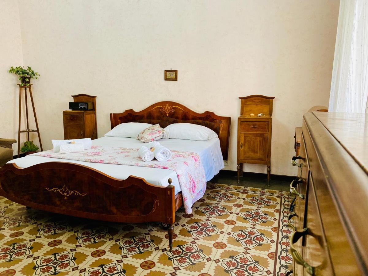 Appartamento Zu Pippo's Hause Aeroporto di Catania Fontana Rossa Esterno foto